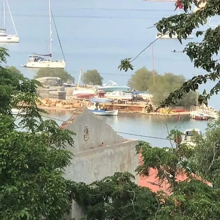 Nyaraló Kastellorizo- Casa Piero Mejíszti